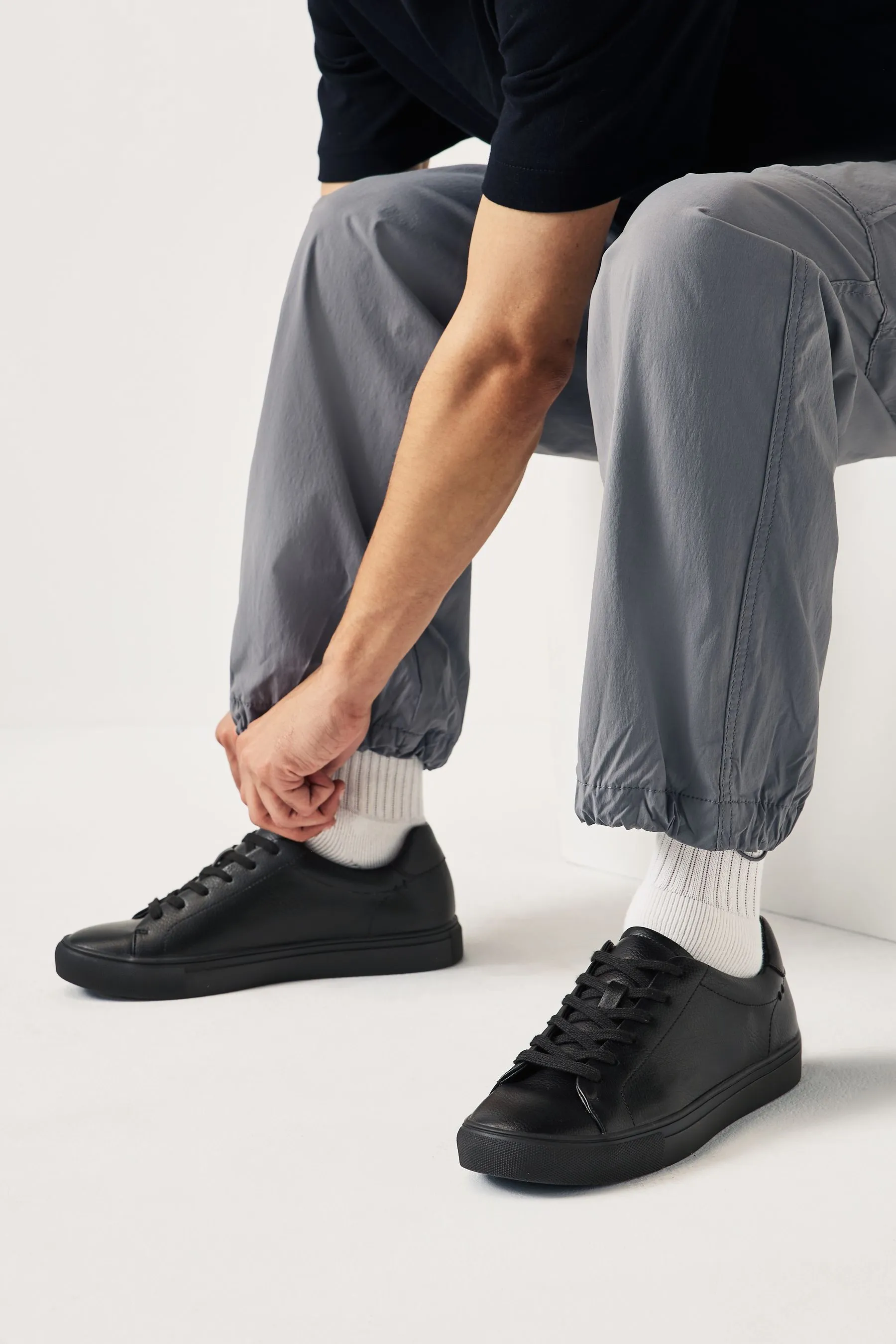 Black Minimal Trainers