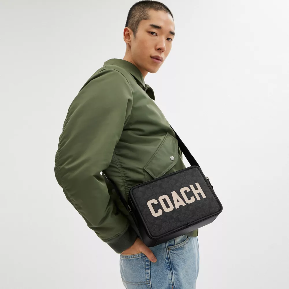 CHARTER CROSSBODY 24 IN SIGNATURE CANVAS WITH COACH GRAPHIC