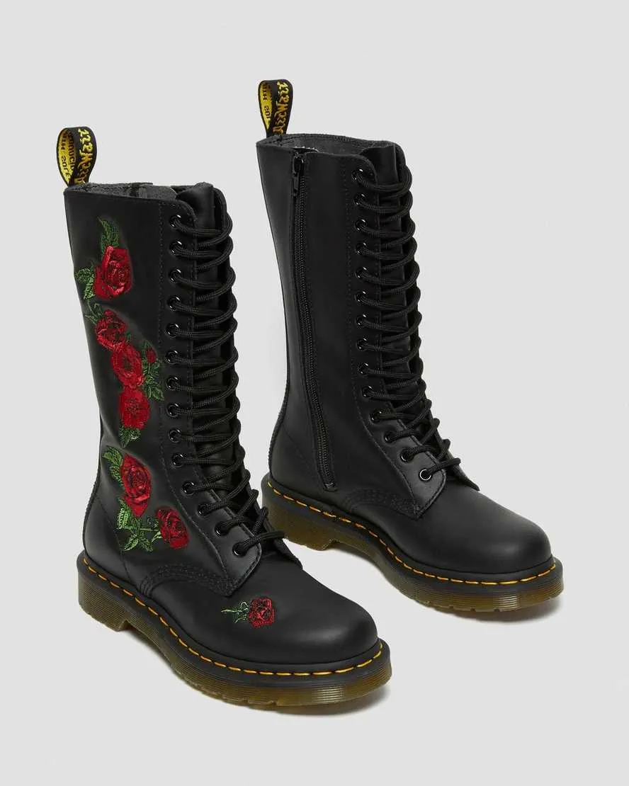 Dr Martens- 1914 Vonda Black Red Roses