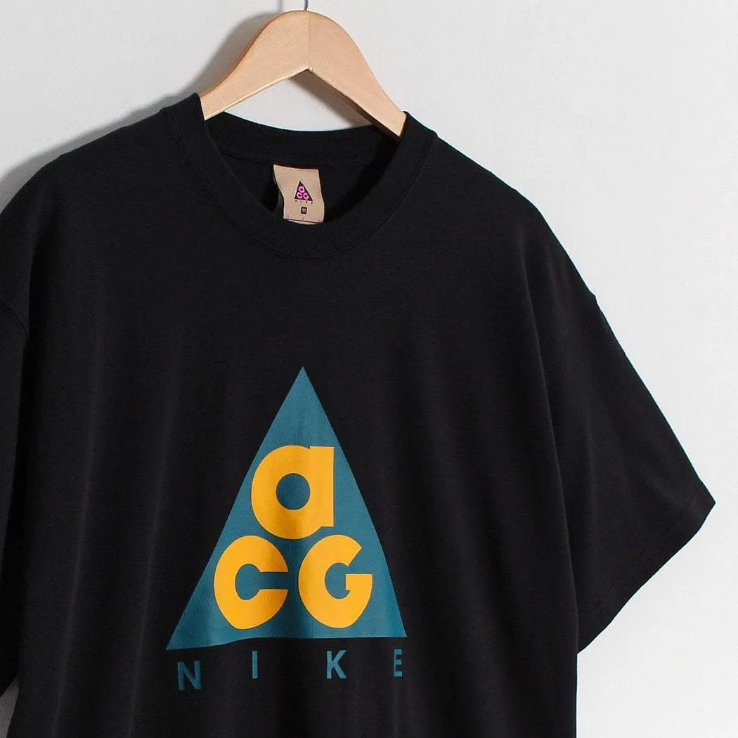 Nike ACG Giant Logo T-shirt