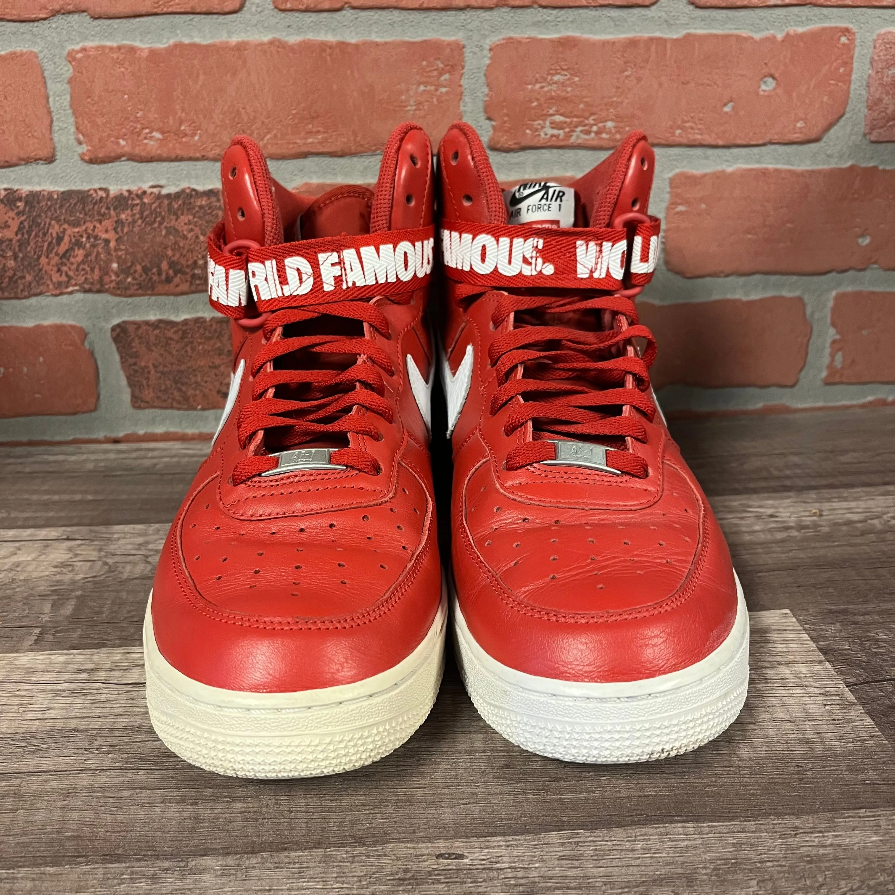 Nike Air Force 1 High Supreme Red