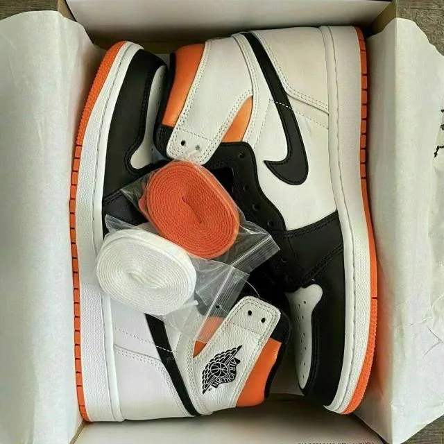 Nike Air Jordan 1 Retro High OG Electro Orange 4-14 Whit...