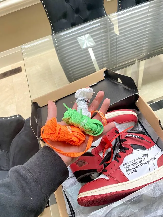 Nike Air Jordan 1 X OFF-White "Chicago" Size 7 Brand New...