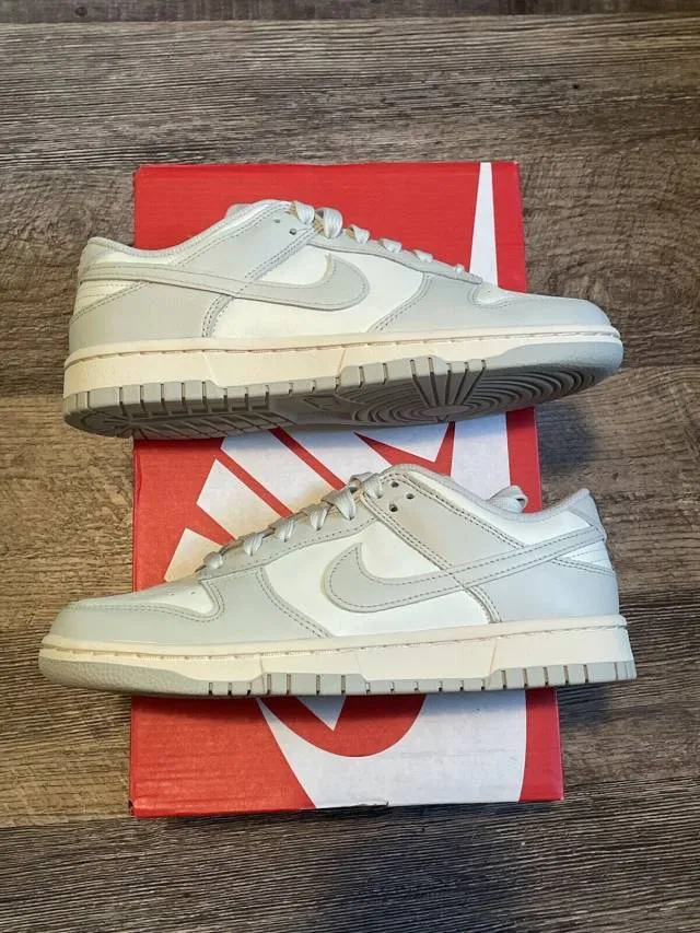 Nike Dunk Low WMNS Light Bone