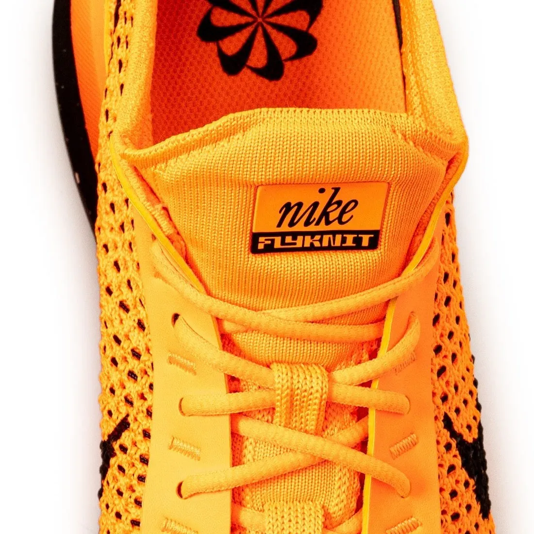 Nike Men Air Max Flyknit Racer Nn (total orange / black)