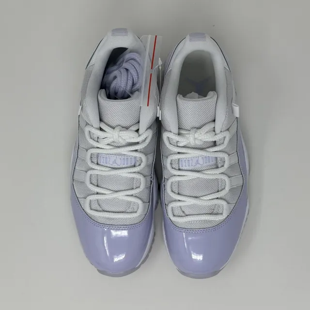 Nike WMNS Air Jordan Retro XI 11 Low Pure Violet 2022 Wo...