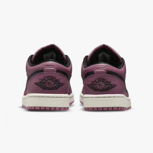 Nike Women's Air Jordan 1 Low SE (Light Mulberry/ Light ...