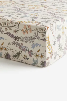 Patterned cotton fitted sheet - Beige/Floral - Home All | H&M GB