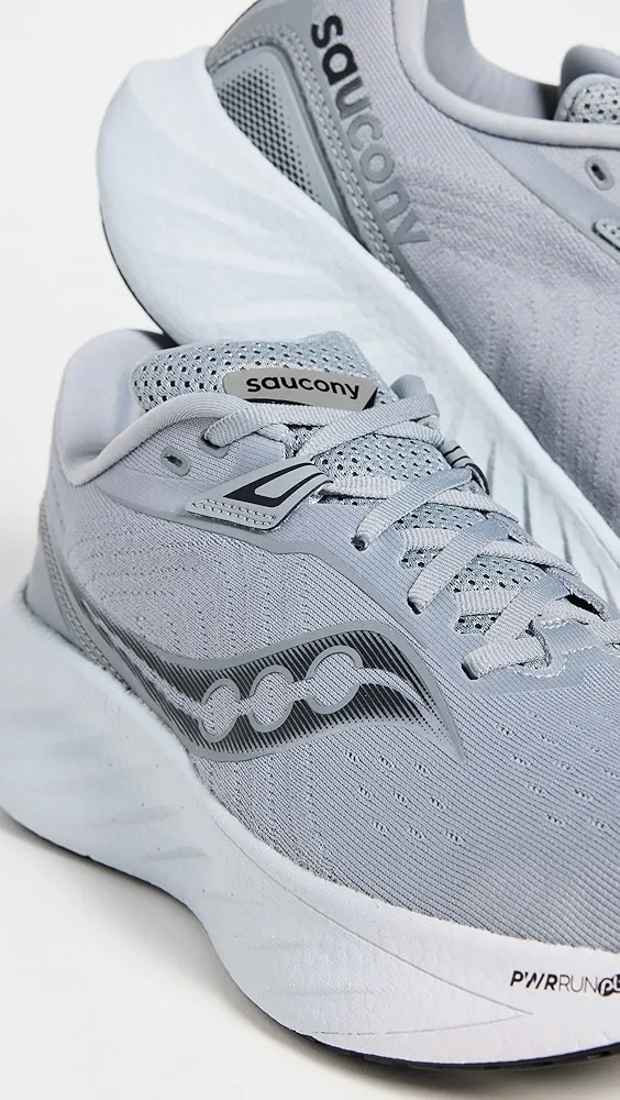 Saucony   Triumph 22 Sneakers 