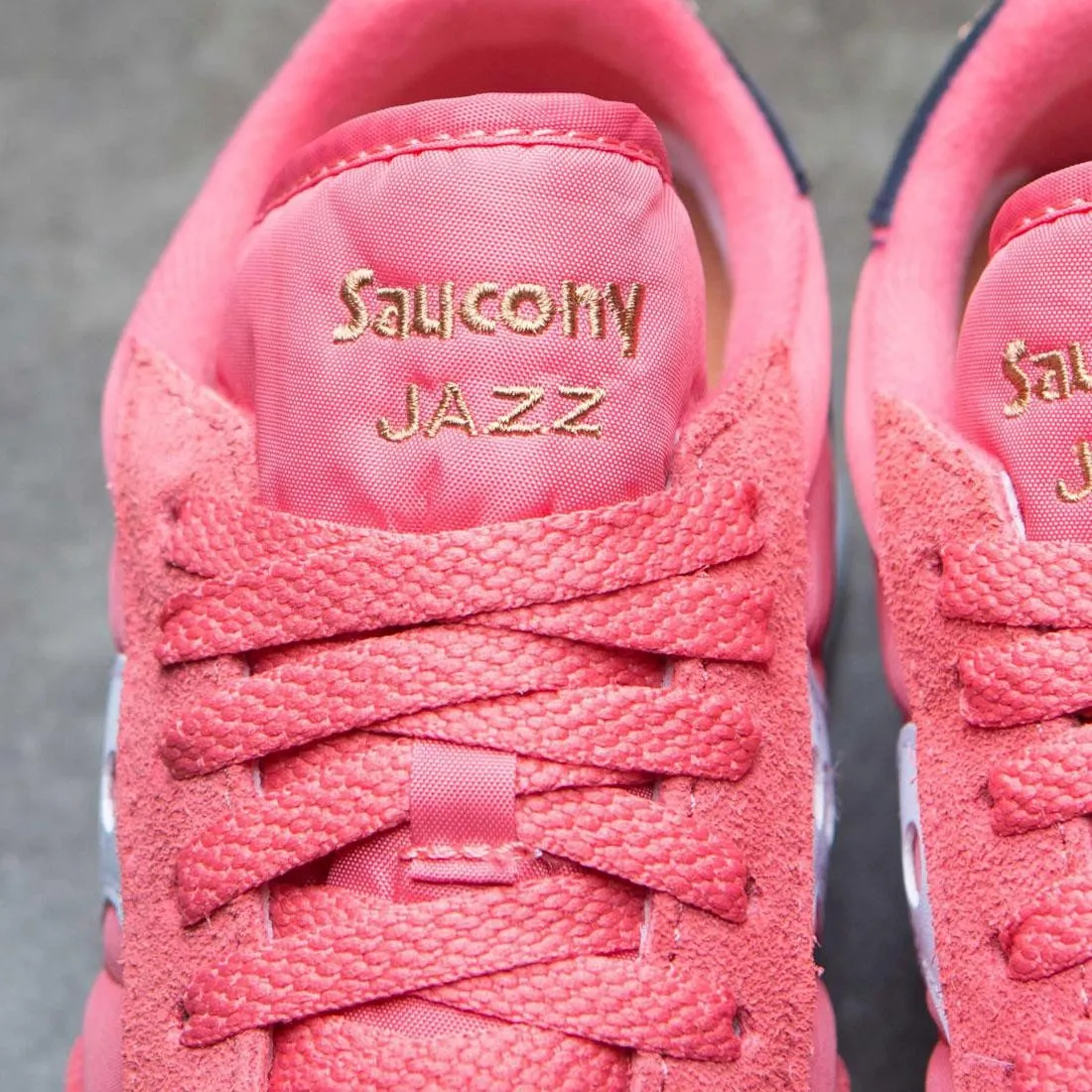 Saucony Women Jazz Original (pink / navy)